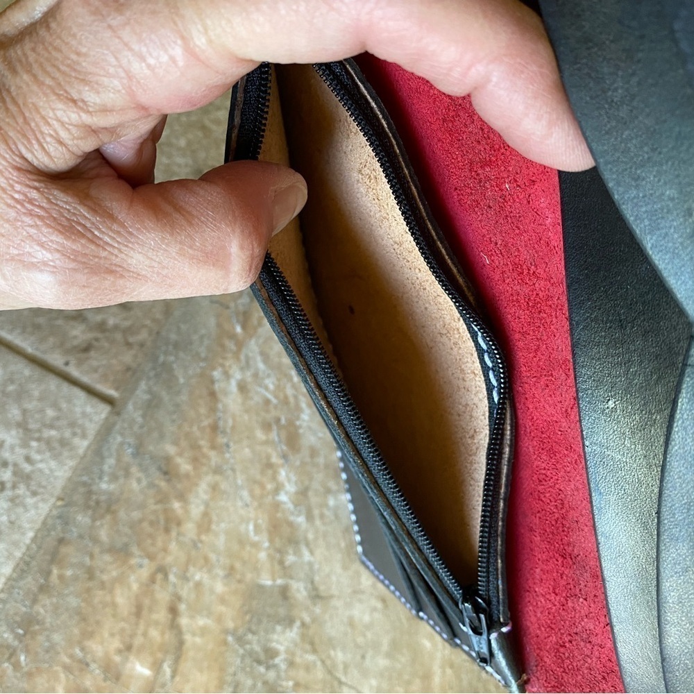 Handmade Red Leather Wallet - Picture 8 of 9